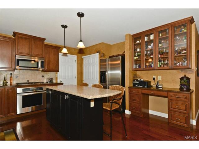 1008 Red Orchard Trl, O'fallon, MO 63368 photo 10