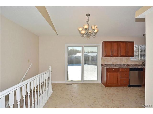 632 Durango Dr, O'fallon, MO 63368 photo 6