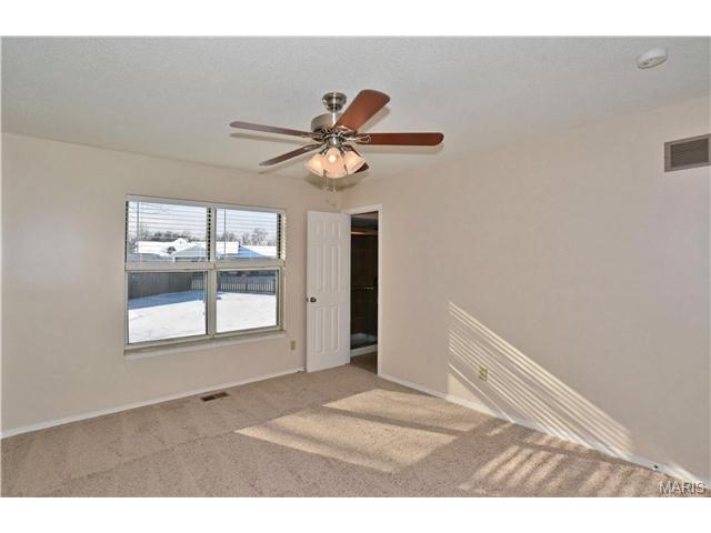 632 Durango Dr, O'fallon, MO 63368 photo 13