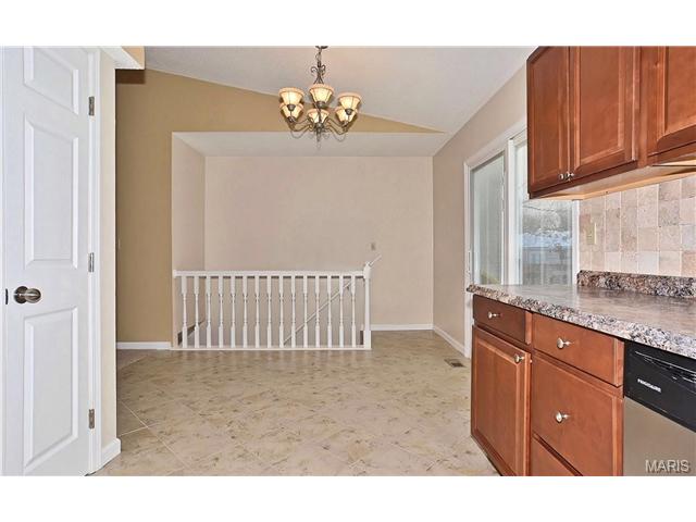 632 Durango Dr, O'fallon, MO 63368 photo 7