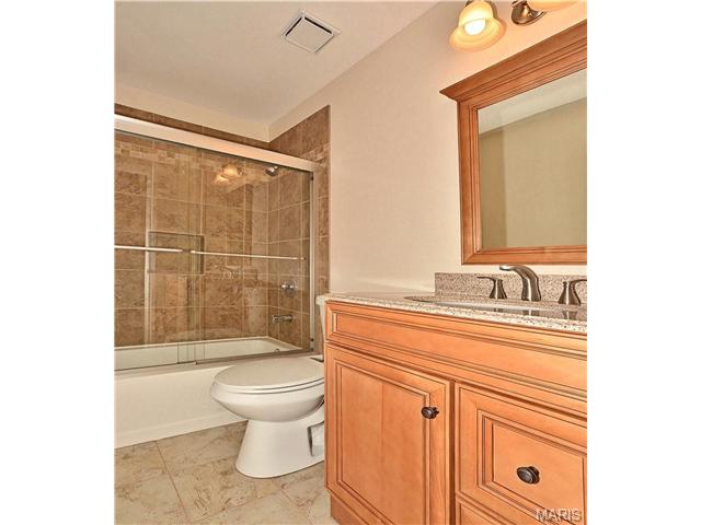 632 Durango Dr, O'fallon, MO 63368 photo 10