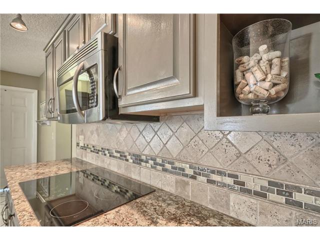 1280 Mautenne Dr, Ballwin, MO 63021 photo 18