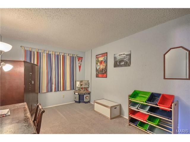 1280 Mautenne Dr, Ballwin, MO 63021 photo 40