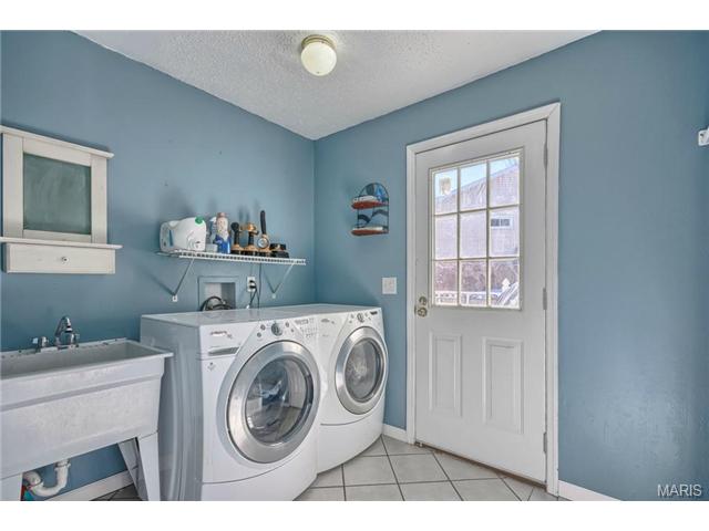 1280 Mautenne Dr, Ballwin, MO 63021 photo 26