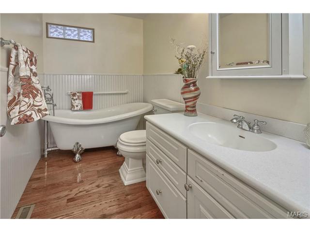 1280 Mautenne Dr, Ballwin, MO 63021 photo 10