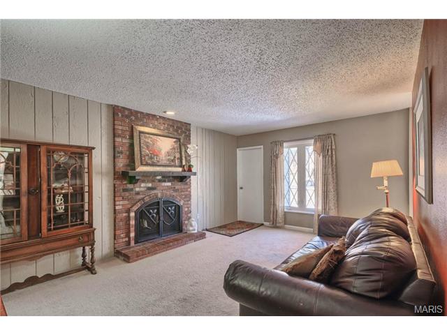 1280 Mautenne Dr, Ballwin, MO 63021 photo 6
