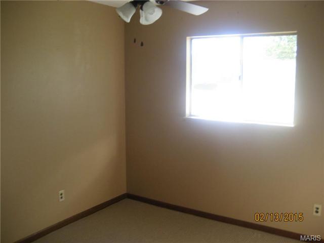 404 Saint Matthew Ave, O'fallon, MO 63366 photo 6