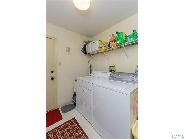 910 Gervas, Ballwin, MO 63021 photo 13