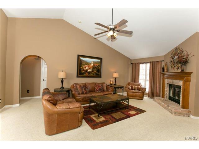 3329 Post View Dr, O'fallon, MO 63368 photo 3