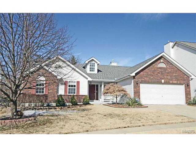 407 Valley Mnr, Ballwin, MO 63021 photo 1