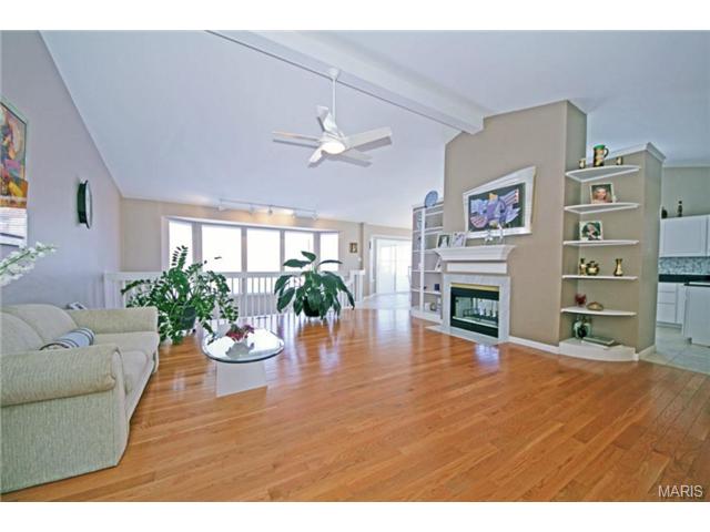 407 Valley Mnr, Ballwin, MO 63021 photo 7