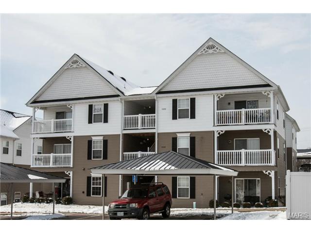 5102 Spring River Dr, O'fallon, MO 63368 photo 2