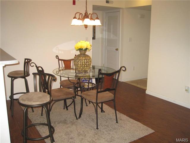 5101 Spring Creek Ln, O'fallon, MO 63368 photo 3