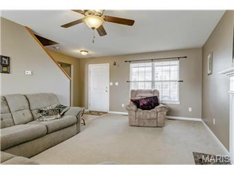 974 Tilestone Dr, O'fallon, MO 63366 photo 4