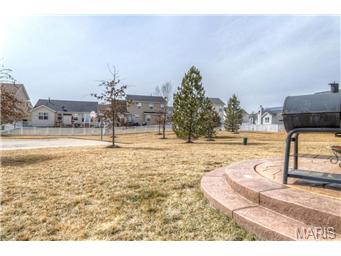 974 Tilestone Dr, O'fallon, MO 63366 photo 18