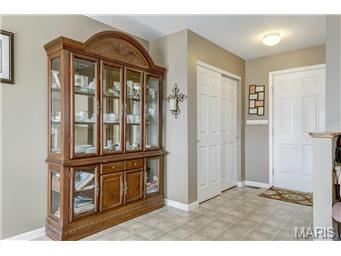 974 Tilestone Dr, O'fallon, MO 63366 photo 10