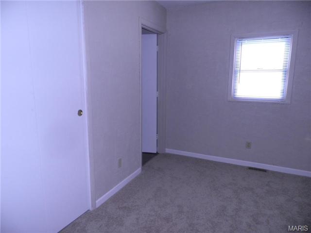 10 N Lang Dr, O'fallon, MO 63366 photo 12