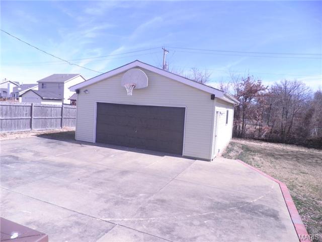 10 N Lang Dr, O'fallon, MO 63366 photo 23