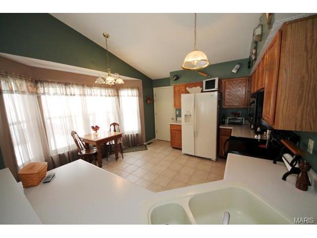 2821 Sparrow, O'fallon, MO 63368 photo 11