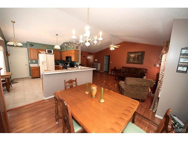 2821 Sparrow, O'fallon, MO 63368 photo 9