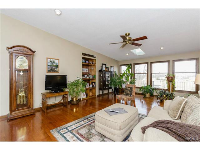 1478 Koch Rd, O'fallon, MO 63366 photo 5
