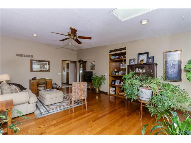 1478 Koch Rd, O'fallon, MO 63366 photo 6