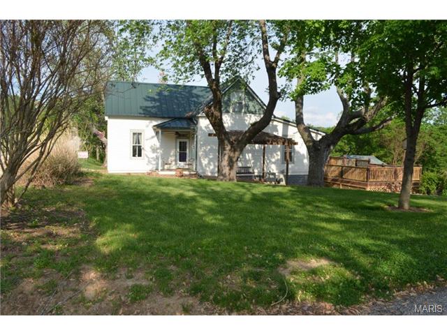 5376 Hackmann Rd, Augusta, MO 63332 photo 2