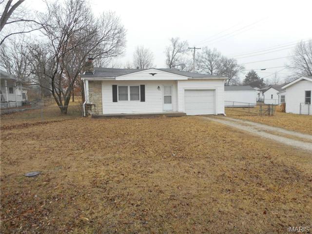 323 Theodore Dr, Eureka, MO 63025 photo 1