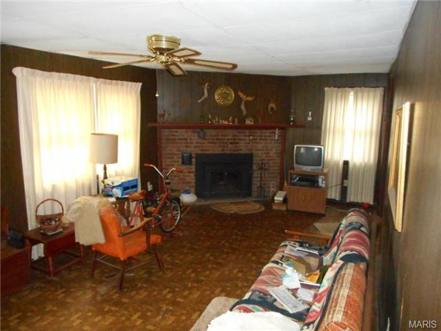 323 Theodore Dr, Eureka, MO 63025 photo 6