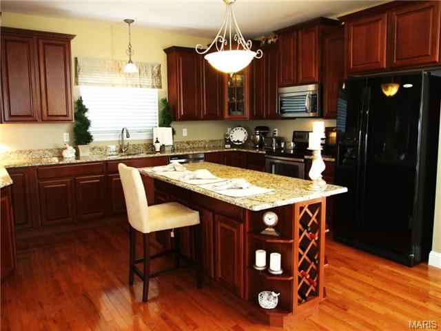 318 Lake Side View Ln, Saint Peters, MO 63376 photo 2