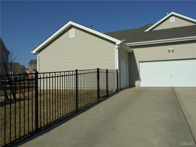 318 Lake Side View Ln, Saint Peters, MO 63376 photo 34