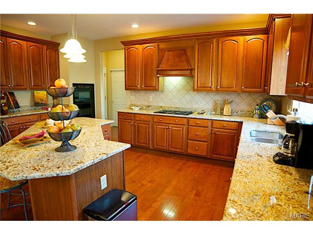 954 Sheffield Forest Ct, Ballwin, MO 63021 photo 15