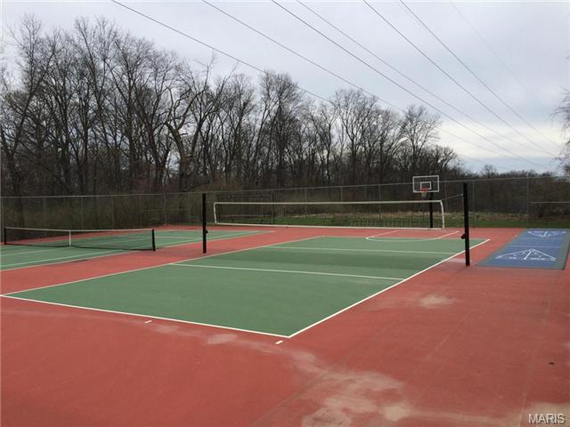 1356 Holgate #G4, Ballwin, MO 63021 photo 23
