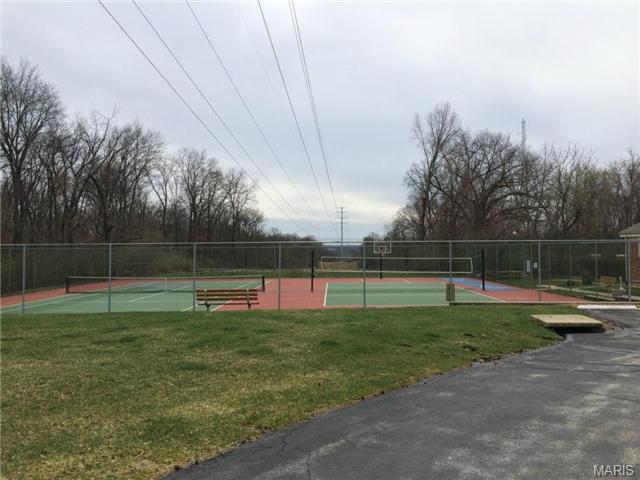 1356 Holgate #G4, Ballwin, MO 63021 photo 22