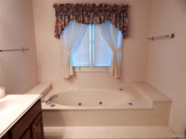 3065 Devilla Trl, Saint Charles, MO 63301 photo 21