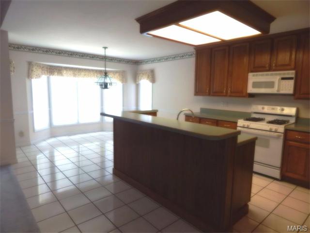 3065 Devilla Trl, Saint Charles, MO 63301 photo 14
