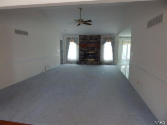 3065 Devilla Trl, Saint Charles, MO 63301 photo 10