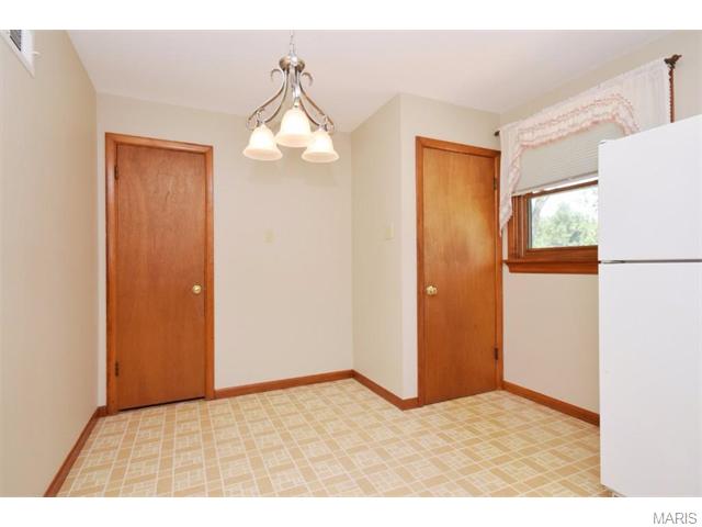 114 Ivy Ct, Ballwin, MO 63011 photo 7