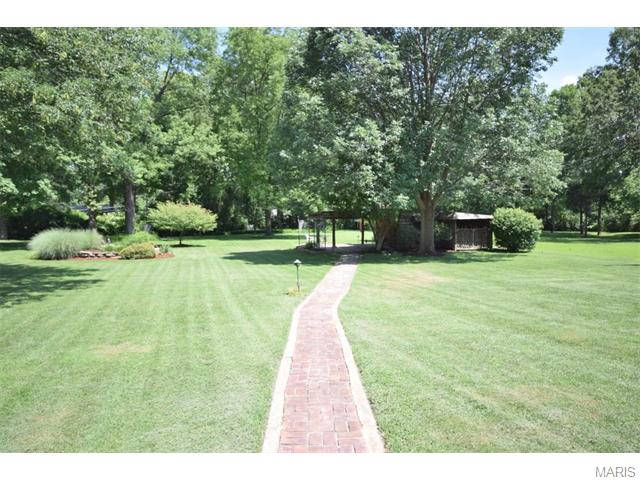 114 Ivy Ct, Ballwin, MO 63011 photo 19