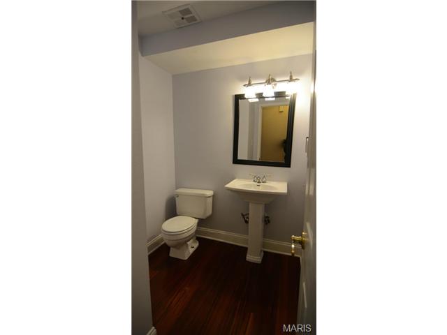 509 Oakton Rdg, Ballwin, MO 63021 photo 11