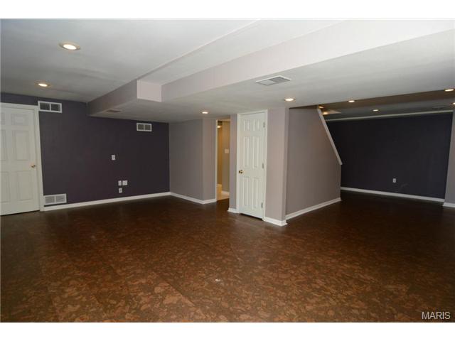 509 Oakton Rdg, Ballwin, MO 63021 photo 34