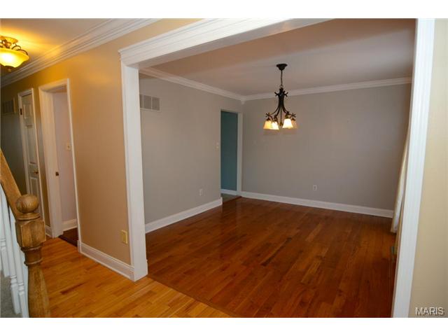 509 Oakton Rdg, Ballwin, MO 63021 photo 14