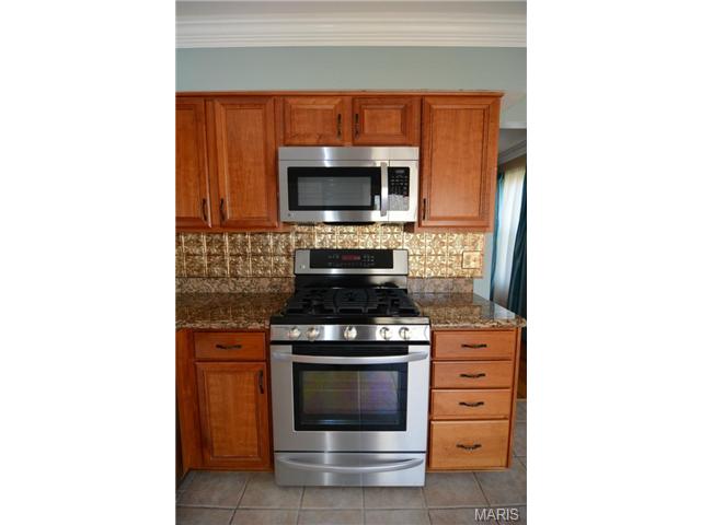 509 Oakton Rdg, Ballwin, MO 63021 photo 6