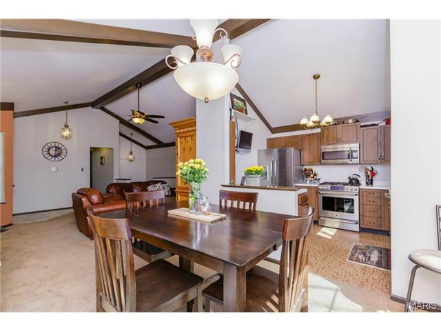 166 Cascade Circle Dr, Ballwin, MO 63021 photo 6