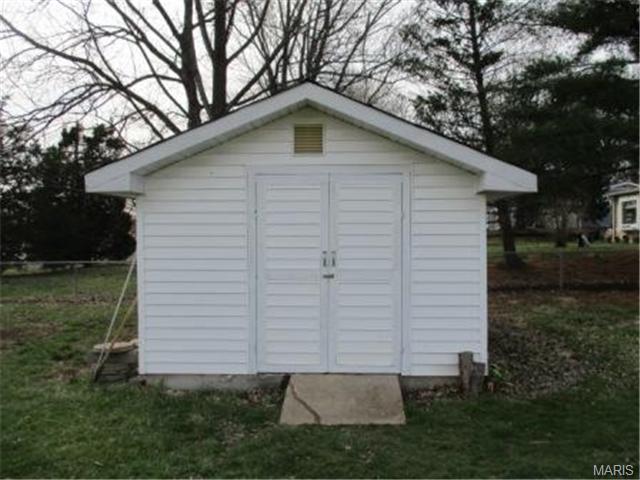 275 Ramsey Ln, Ballwin, MO 63021 photo 23