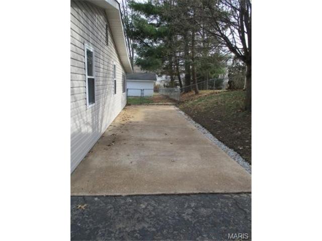275 Ramsey Ln, Ballwin, MO 63021 photo 26