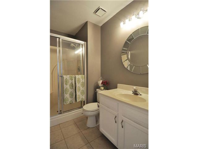 191 Cascade Terrace Dr, Ballwin, MO 63021 photo 31