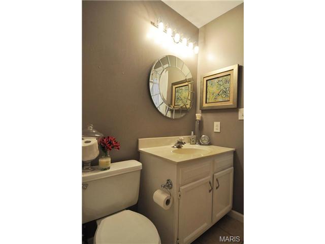 191 Cascade Terrace Dr, Ballwin, MO 63021 photo 34