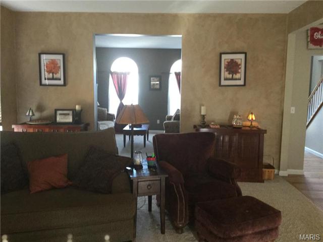 922 Midpoint Dr, O'fallon, MO 63366 photo 9