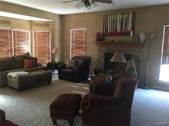 922 Midpoint Dr, O'fallon, MO 63366 photo 7